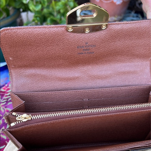 Louis Vuitton Quilted Etoile Monogram Wallet - Picture 6 of 13